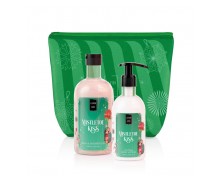 Lavish Care Xmas Mistletoe Kiss Bag Set 2024